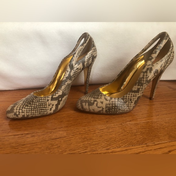 Ted Baker Pumps - Picture 1 of 12